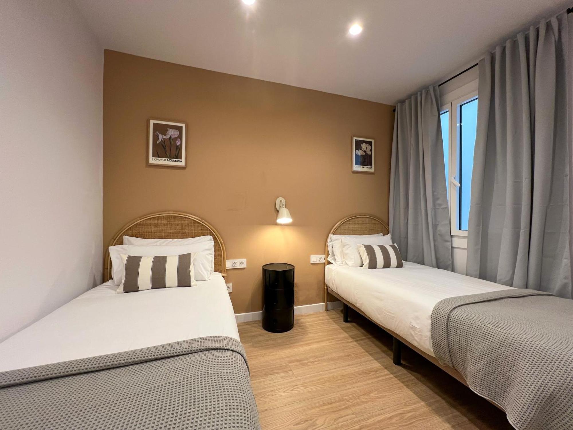 Stay U-Nique Apartments Balmes II Барселона Экстерьер фото
